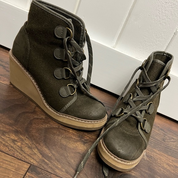 Green Merona wedges - Picture 2 of 3